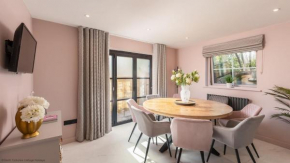 Dovecote House - Luxury Town House - Dog Friendly